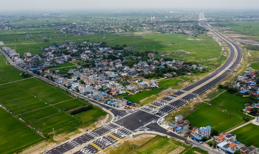 Sắp khánh thành tuyến đường ven biển 6.400 tỷ, rút ngắn thời gian di chuyển Nam Định - Lạc Quần chỉ còn 25 phút- Ảnh 1.
