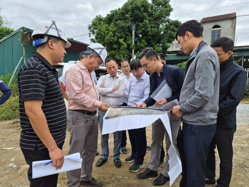 Đảng ủy EVNNPT thực hiện rà soát tiến độ Dự án Đường dây 500/220kV Nho Quan - Phủ Lý - Thường Tín- Ảnh 1.