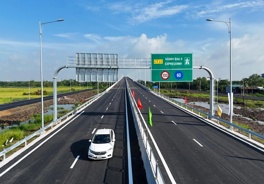 Sắp bàn giao cầu gần 7.000 tỷ lớn nhất tuyến vành đai chiến lược, kết nối 2 tỉnh thành giàu nhất Việt Nam- Ảnh 1.