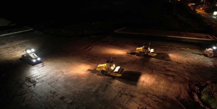 Quảng Ninh: Tăng tốc thi công các dự án, thúc đẩy tiến độ giải ngân đầu tư công- Ảnh 2.