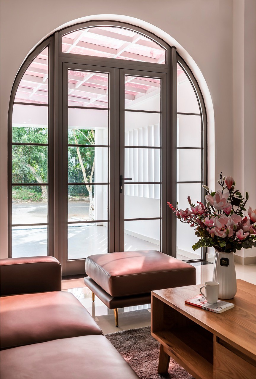 Ngôi nhà lưu giữ 'hơi thở' Tây Nguyên giữa kiến trúc đương đại- Ảnh 6.