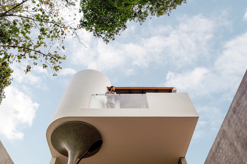 Phá vỡ khuôn mẫu kiến trúc: Ngôi nhà triền dốc với concept 'nghiêng' đầy táo bạo- Ảnh 2. Phá vỡ khuôn mẫu kiến trúc: Ngôi nhà triền dốc với concept 'nghiêng' đầy táo bạo- Ảnh 2.