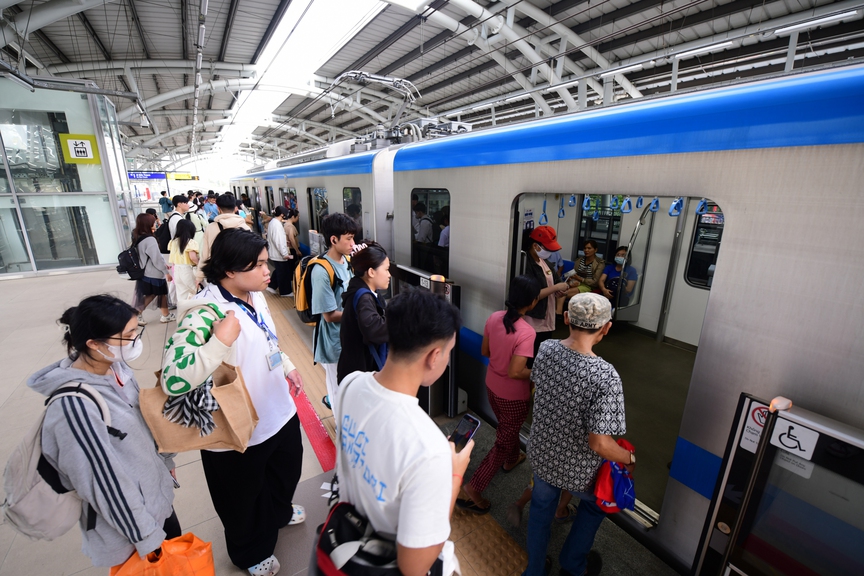 Cùng Vinamilk check-in metro Bến Thành – Suối Tiên- Ảnh 1.