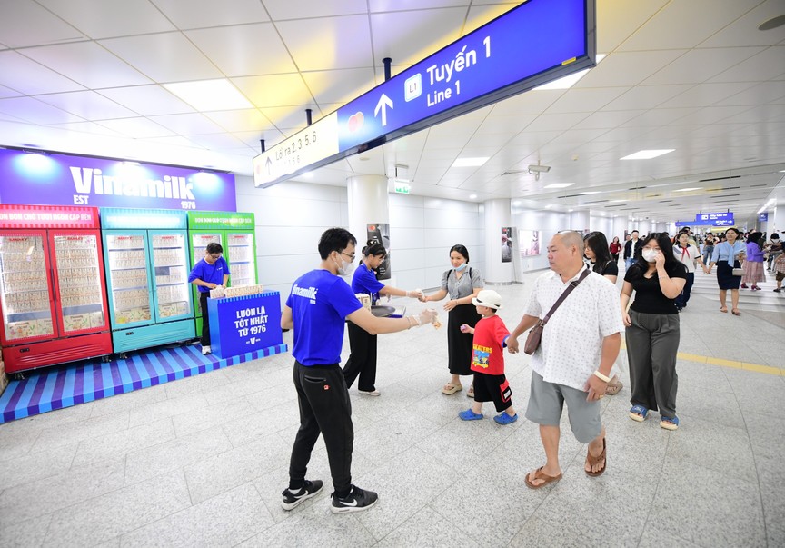 Cùng Vinamilk check-in metro Bến Thành – Suối Tiên- Ảnh 2.