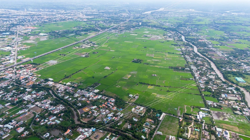 Khu Tây trỗi dậy, xã giáp ranh Sài Gòn thành đại công trường tỷ đô- Ảnh 1.