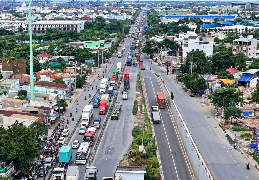 Khởi công xây dựng nút giao 4 tầng cửa ngõ cảng biển quốc tế đứng top thế giới, hiện đại nhất Việt Nam- Ảnh 2.