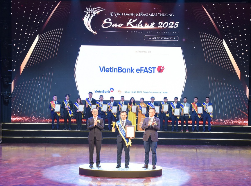 VietinBank xuất sắc giành 5 Giải thưởng Sao Khuê 2025- Ảnh 4. VietinBank xuất sắc giành 5 Giải thưởng Sao Khuê 2025- Ảnh 4.