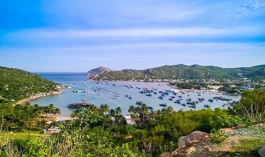Chỉ 5 năm nữa, tỉnh có đường bờ biển dài nhất Việt Nam sẽ 'cất cánh' lên TP trực thuộc Trung ương- Ảnh 3. Chỉ 5 năm nữa, tỉnh có đường bờ biển dài nhất Việt Nam sẽ 'cất cánh' lên TP trực thuộc Trung ương- Ảnh 3.