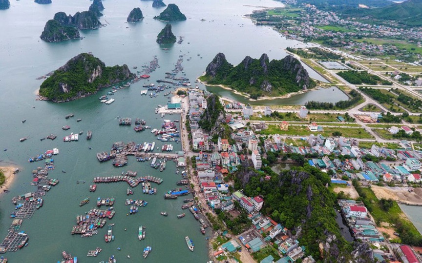 Tỉnh dự kiến không sáp nhập đưa thành phố trực thuộc cùng 2 huyện đảo trở thành 3 đặc khu kinh tế- Ảnh 1. Tỉnh dự kiến không sáp nhập đưa thành phố trực thuộc cùng 2 huyện đảo trở thành 3 đặc khu kinh tế- Ảnh 1.