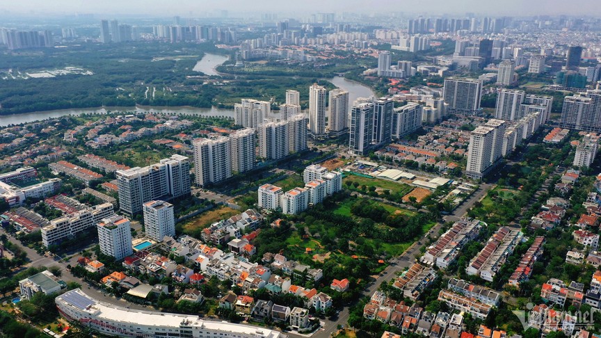 Thị trường bất động sản 2025: Chờ đợi động lực để "giải nén"- Ảnh 1. Thị trường bất động sản 2025: Chờ đợi động lực để "giải nén"- Ảnh 1.