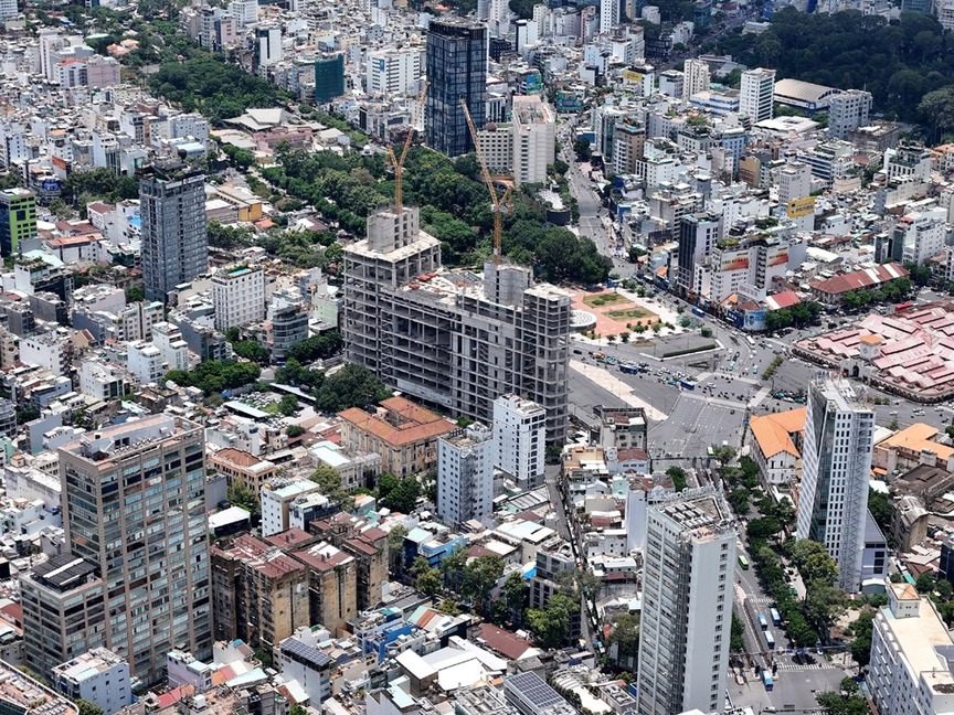 Tòa tháp đôi ‘đắp chiếu’ trên đất vàng TP. HCM: Có liên quan đến bà Trương Mỹ Lan, được kỳ vọng là ‘viên ngọc kiến trúc’ của thành phố- Ảnh 2. Tòa tháp đôi ‘đắp chiếu’ trên đất vàng TP. HCM: Có liên quan đến bà Trương Mỹ Lan, được kỳ vọng là ‘viên ngọc kiến trúc’ của thành phố- Ảnh 2.