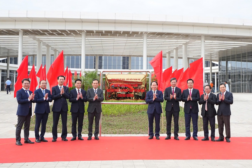 Khởi công, khánh thành loạt dự án mừng kỷ niệm 70 năm Ngày Giải phóng Hải Phòng- Ảnh 3. Khởi công, khánh thành loạt dự án mừng kỷ niệm 70 năm Ngày Giải phóng Hải Phòng- Ảnh 3.