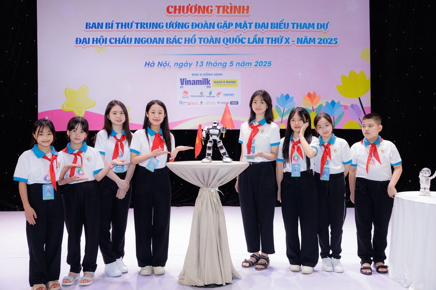 3.500 đại biểu cháu ngoan Bác Hồ toàn quốc và hành trình truyền cảm hứng "tiến vào kỷ nguyên mới"- Ảnh 4. 3.500 đại biểu cháu ngoan Bác Hồ toàn quốc và hành trình truyền cảm hứng "tiến vào kỷ nguyên mới"- Ảnh 4.