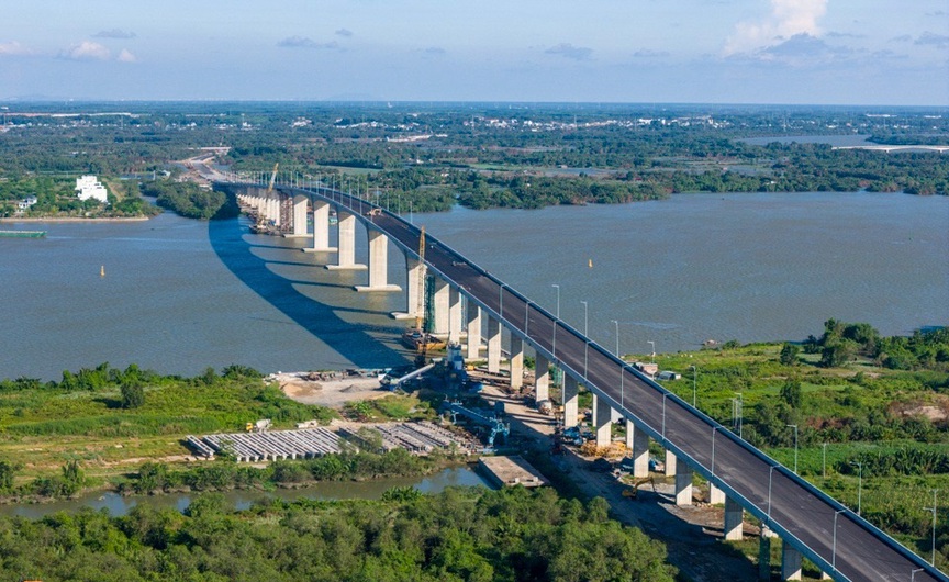 Chỉ 1 tháng nữa, cầu lớn nhất vành đai chiến lược của Đông Nam Bộ sẽ thông xe: Rút ngắn quãng đường TP. HCM - Đồng Nai- Ảnh 1. Chỉ 1 tháng nữa, cầu lớn nhất vành đai chiến lược của Đông Nam Bộ sẽ thông xe: Rút ngắn quãng đường TP. HCM - Đồng Nai- Ảnh 1.