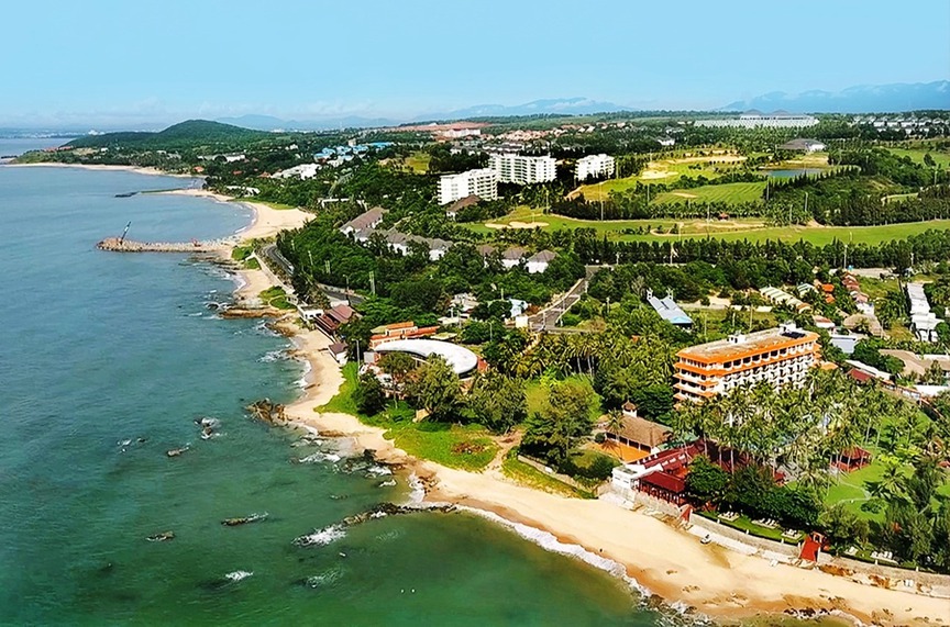 Vùng đất là ‘thủ phủ resort’ của Việt Nam sẽ xây dựng tuyến đường ven biển gần 9.500 tỷ đồng- Ảnh 1. Vùng đất là ‘thủ phủ resort’ của Việt Nam sẽ xây dựng tuyến đường ven biển gần 9.500 tỷ đồng- Ảnh 1.