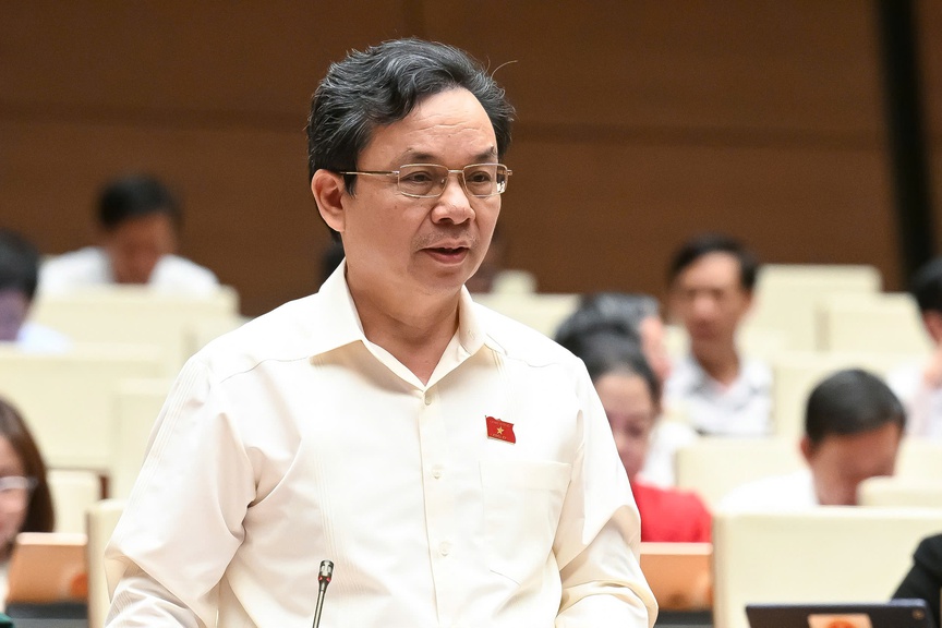 Bộ trưởng Trần Hồng Minh lý giải việc không quy định giá sàn nhà ở xã hội- Ảnh 1. Bộ trưởng Trần Hồng Minh lý giải việc không quy định giá sàn nhà ở xã hội- Ảnh 1.
