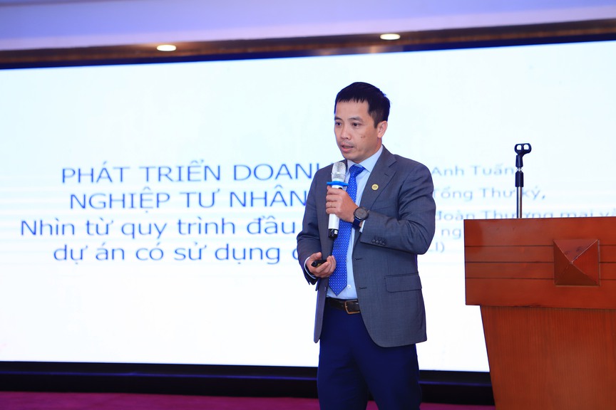 74% doanh nghiệp từng phải trì hoãn hoặc hủy dự án vì vướng thủ tục đất đai- Ảnh 1. 74% doanh nghiệp từng phải trì hoãn hoặc hủy dự án vì vướng thủ tục đất đai- Ảnh 1.