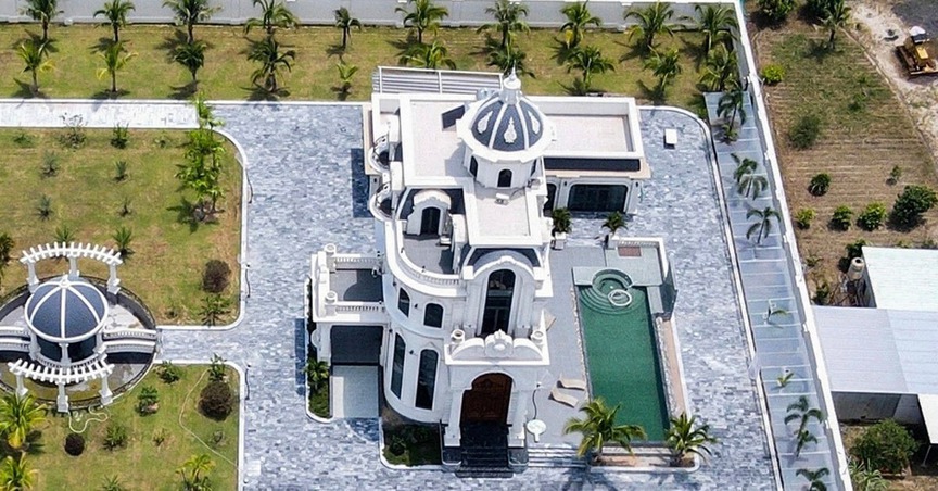 Chưa đầy 1 tháng nữa, biệt phủ xây trái phép tại Bình Thuận buộc phải tháo dỡ hoàn toàn- Ảnh 1.