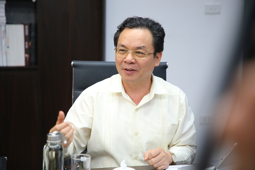 GS.TS. Hoàng Văn Cường: Thể chế là nguồn lực, mỗi cải cách là một lần giải phóng sức mạnh của kinh tế tư nhân- Ảnh 1. GS.TS. Hoàng Văn Cường: Thể chế là nguồn lực, mỗi cải cách là một lần giải phóng sức mạnh của kinh tế tư nhân- Ảnh 1.