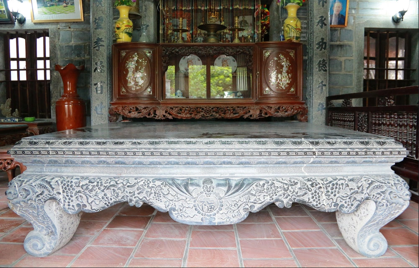 Nhà đá hơn trăm tuổi giữa lòng cố đô, chủ nhân từng tham gia xây dựng ‘kinh đô Công giáo Việt Nam’- Ảnh 5. Nhà đá hơn trăm tuổi giữa lòng cố đô, chủ nhân từng tham gia xây dựng ‘kinh đô Công giáo Việt Nam’- Ảnh 5.