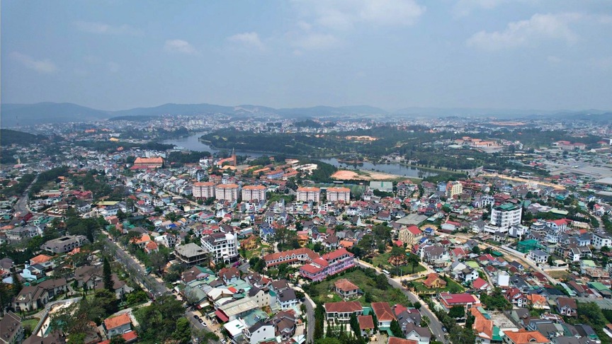 Chỉ 2 tháng nữa, Việt Nam dự kiến xóa bỏ hoàn toàn 696 đơn vị hành chính cấp huyện- Ảnh 1. Chỉ 2 tháng nữa, Việt Nam dự kiến xóa bỏ hoàn toàn 696 đơn vị hành chính cấp huyện- Ảnh 1.