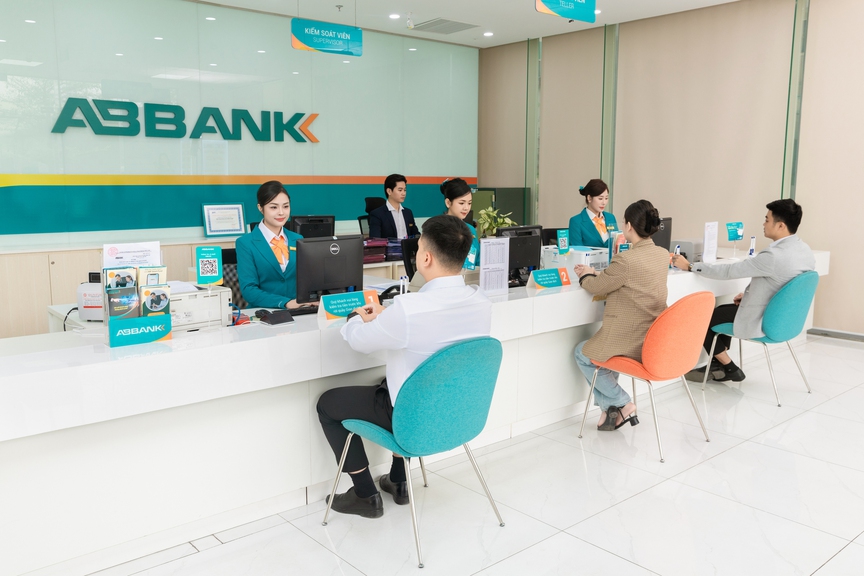 ABBANK tri ân khách hàng và cộng đồng nhân kỷ niệm 32 năm thành lập- Ảnh 1. ABBANK tri ân khách hàng và cộng đồng nhân kỷ niệm 32 năm thành lập- Ảnh 1.