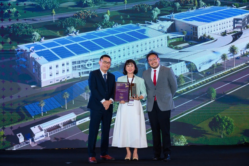 Coteccons hai năm liên tiếp nằm trong TOP 10 nhà thầu hàng đầu Việt Nam- Ảnh 2. Coteccons hai năm liên tiếp nằm trong TOP 10 nhà thầu hàng đầu Việt Nam- Ảnh 2.