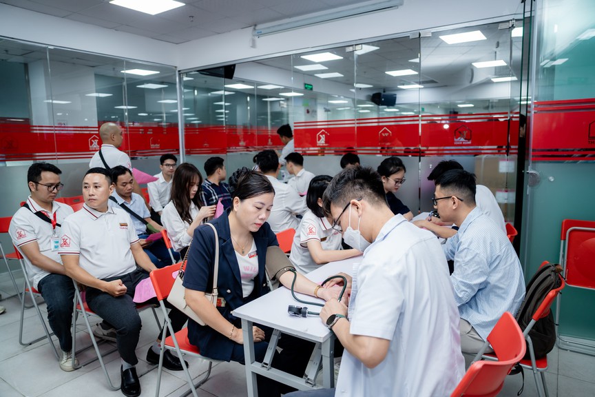 Thiên Khôi Group nối tiếp hành trình thiện nguyện với chương trình hiến máu “Trái Tim Thiên Khôi”- Ảnh 1. Thiên Khôi Group nối tiếp hành trình thiện nguyện với chương trình hiến máu “Trái Tim Thiên Khôi”- Ảnh 1.