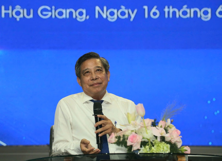 Hậu Giang: Báo chí hiện đại phải nhân văn, phải tạo ra giá trị khai trí cho công chúng- Ảnh 2. Hậu Giang: Báo chí hiện đại phải nhân văn, phải tạo ra giá trị khai trí cho công chúng- Ảnh 2.