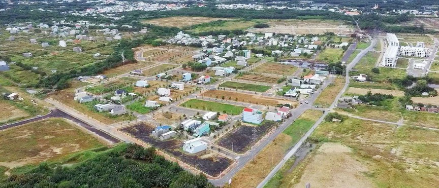 Long An: Cuộc cạnh tranh bán hàng liệu có đưa thị trường bất động sản lên cơn sốt ?- Ảnh 1. Long An: Cuộc cạnh tranh bán hàng liệu có đưa thị trường bất động sản lên cơn sốt ?- Ảnh 1.