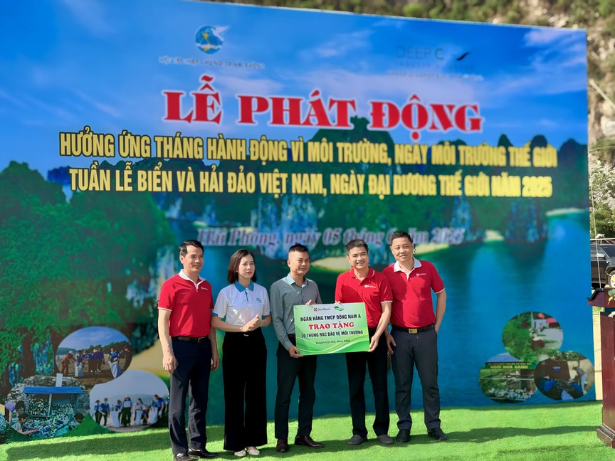 Cán bộ nhân viên SeABank chung tay làm sạch 11 bãi biển vì môi trường xanh- Ảnh 2.