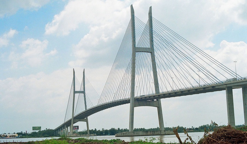 Cầu dây văng đầu tiên của Việt Nam sẽ được nâng cấp, các phương tiện cần chú ý lộ trình- Ảnh 1. Cầu dây văng đầu tiên của Việt Nam sẽ được nâng cấp, các phương tiện cần chú ý lộ trình- Ảnh 1.