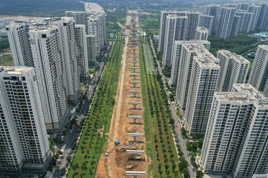Bất động sản nửa cuối năm 2025: "Cởi trói" loạt chính sách, thị trường kỳ vọng tăng trưởng mạnh mẽ- Ảnh 4. Bất động sản nửa cuối năm 2025: "Cởi trói" loạt chính sách, thị trường kỳ vọng tăng trưởng mạnh mẽ- Ảnh 4.