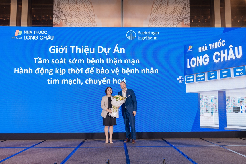 Vì một Việt Nam khỏe mạnh, Long Châu và Boehringer Ingelheim, công ty dược phẩm hàng đầu của Đức triển khai dự án tầm soát bệnh thận mạn trên diện rộng cho cộng đồng- Ảnh 1. Vì một Việt Nam khỏe mạnh, Long Châu và Boehringer Ingelheim, công ty dược phẩm hàng đầu của Đức triển khai dự án tầm soát bệnh thận mạn trên diện rộng cho cộng đồng- Ảnh 1.