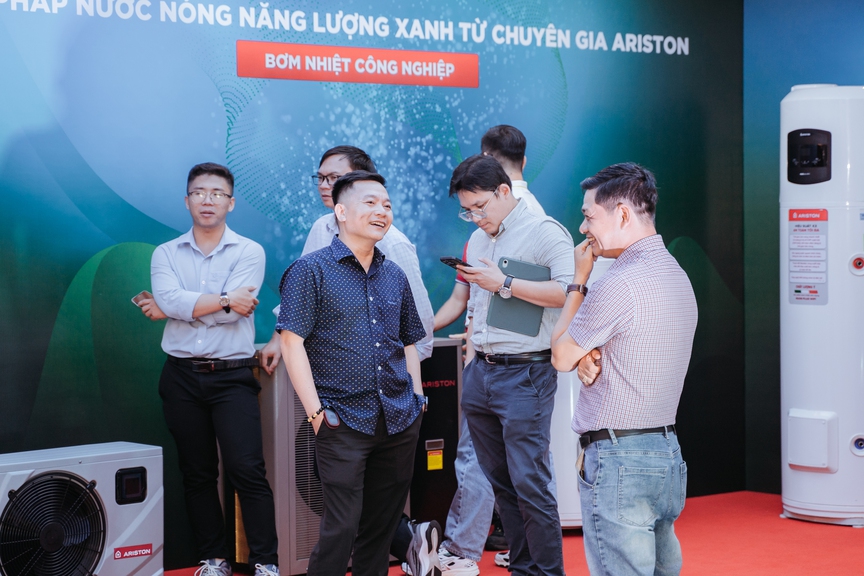Tọa đàm: "Hành trình phát triển đô thị xanh: Giải pháp thiết bị và công nghệ trong xây dựng bền vững"- Ảnh 12. Tọa đàm: "Hành trình phát triển đô thị xanh: Giải pháp thiết bị và công nghệ trong xây dựng bền vững"- Ảnh 12.