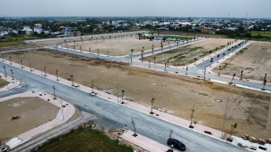 Long An: Quảng cáo một đằng, thực tế một nẻo tại dự án An Huy Mỹ Việt- Ảnh 4. Long An: Quảng cáo một đằng, thực tế một nẻo tại dự án An Huy Mỹ Việt- Ảnh 4.