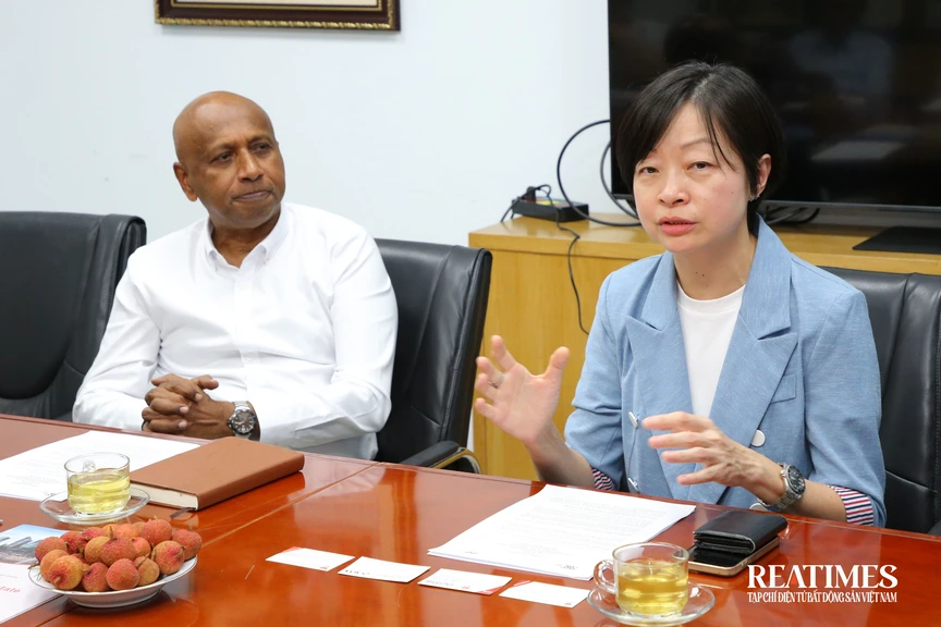 VNREA, VUPDA, ACVN và Công ty TNHH MMI ASIA họp bàn về hợp tác tổ chức Triển lãm EXPO REAL Châu Á Thái Bình Dương 2026- Ảnh 7. VNREA, VUPDA, ACVN và Công ty TNHH MMI ASIA họp bàn về hợp tác tổ chức Triển lãm EXPO REAL Châu Á Thái Bình Dương 2026- Ảnh 7.