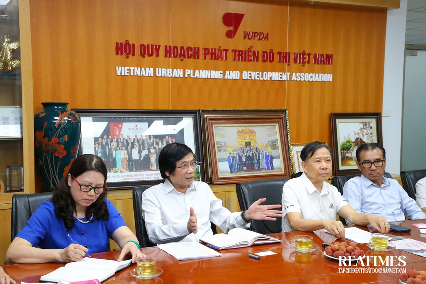 VNREA, VUPDA, ACVN và Công ty TNHH MMI ASIA họp bàn về hợp tác tổ chức Triển lãm EXPO REAL Châu Á Thái Bình Dương 2026- Ảnh 2. VNREA, VUPDA, ACVN và Công ty TNHH MMI ASIA họp bàn về hợp tác tổ chức Triển lãm EXPO REAL Châu Á Thái Bình Dương 2026- Ảnh 2.