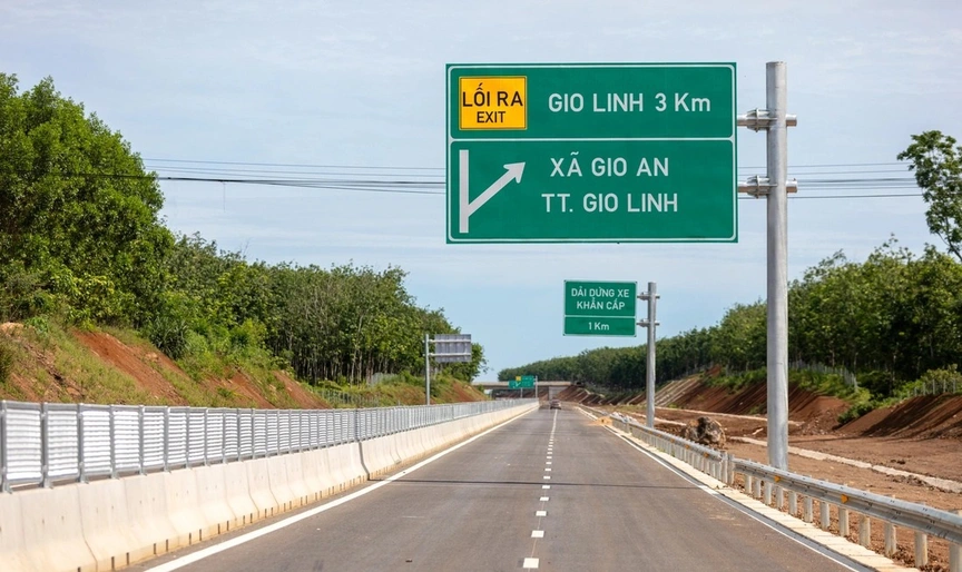 Chỉ 3 tuần nữa, cao tốc kết nối 2 tỉnh hẹp ngang sắp sáp nhập sẽ được thông xe- Ảnh 2. Chỉ 3 tuần nữa, cao tốc kết nối 2 tỉnh hẹp ngang sắp sáp nhập sẽ được thông xe- Ảnh 2.