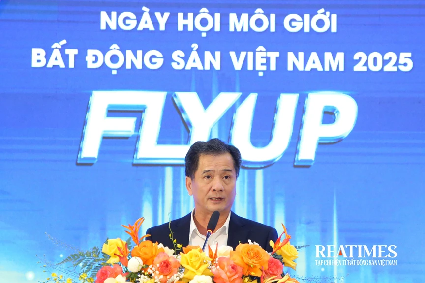 Vinh danh Ngày hội Môi giới Bất động sản Việt Nam 2025- Ảnh 3. Vinh danh Ngày hội Môi giới Bất động sản Việt Nam 2025- Ảnh 3.