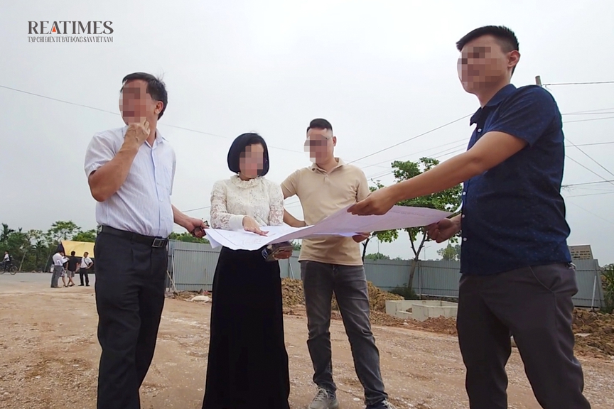 "Cò mồi" rầm rộ bán dự án chưa đủ điều kiện: Chủ đầu tư và chính quyền có ở ngoài cuộc?- Ảnh 1. "Cò mồi" rầm rộ bán dự án chưa đủ điều kiện: Chủ đầu tư và chính quyền có ở ngoài cuộc?- Ảnh 1.