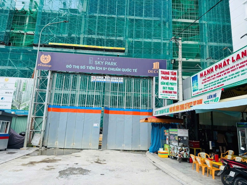 Chủ đầu tư ra sức kích cầu, nhà đầu tư 'âm thầm' cắt lỗ tại Picity Sky Park- Ảnh 5. Chủ đầu tư ra sức kích cầu, nhà đầu tư 'âm thầm' cắt lỗ tại Picity Sky Park- Ảnh 5.