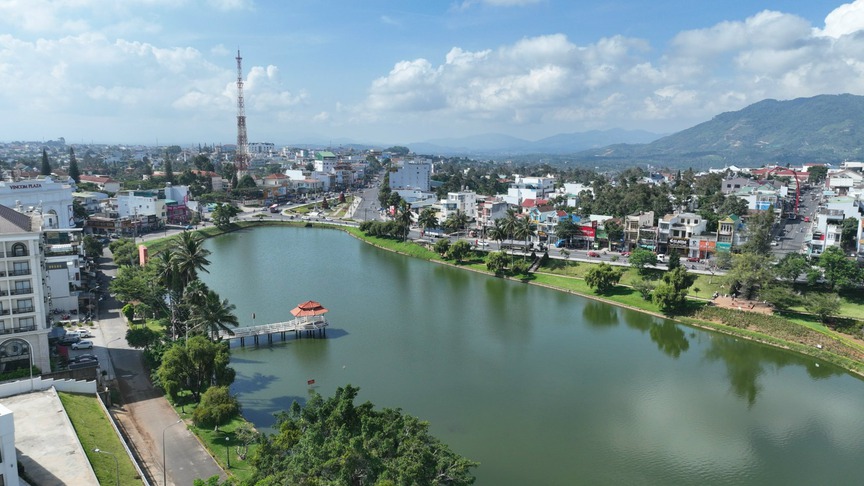 Thu hồi đất của 225 hộ dân, nhường chỗ cho cao tốc gần 18.000 tỷ rút ngắn quãng đường TP. HCM - Đà Lạt còn 3 giờ- Ảnh 1. Thu hồi đất của 225 hộ dân, nhường chỗ cho cao tốc gần 18.000 tỷ rút ngắn quãng đường TP. HCM - Đà Lạt còn 3 giờ- Ảnh 1.