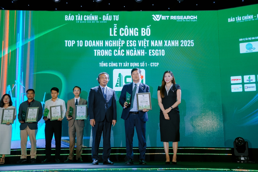 CC1 được xướng tên ở hai hạng mục tiêu biểu tại Diễn đàn Innovation and ESG Summit 2025- Ảnh 2. CC1 được xướng tên ở hai hạng mục tiêu biểu tại Diễn đàn Innovation and ESG Summit 2025- Ảnh 2.