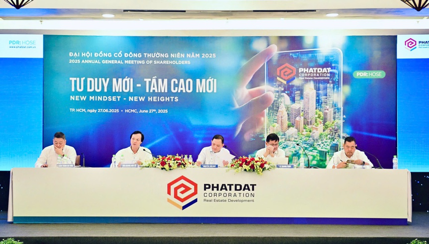 Chủ tịch Phát Đạt: Đẩy mạnh mở rộng quỹ đất, sau sáp nhập có hơn 1.000 ha tại TP.HCM mới- Ảnh 1. Chủ tịch Phát Đạt: Đẩy mạnh mở rộng quỹ đất, sau sáp nhập có hơn 1.000 ha tại TP.HCM mới- Ảnh 1.