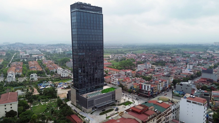 Tỉnh nhỏ nhất Việt Nam sắp vận hành tòa nhà cao nhất: Là công trình được ‘hồi sinh’ sau nhiều năm bỏ hoang- Ảnh 2. Tỉnh nhỏ nhất Việt Nam sắp vận hành tòa nhà cao nhất: Là công trình được ‘hồi sinh’ sau nhiều năm bỏ hoang- Ảnh 2.