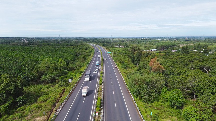 VEC phê duyệt chủ trương đầu tư 16.300 tỷ nâng cấp tuyến cao tốc, khơi thông cửa ngõ đến sân bay lớn nhất Việt Nam- Ảnh 2. VEC phê duyệt chủ trương đầu tư 16.300 tỷ nâng cấp tuyến cao tốc, khơi thông cửa ngõ đến sân bay lớn nhất Việt Nam- Ảnh 2.
