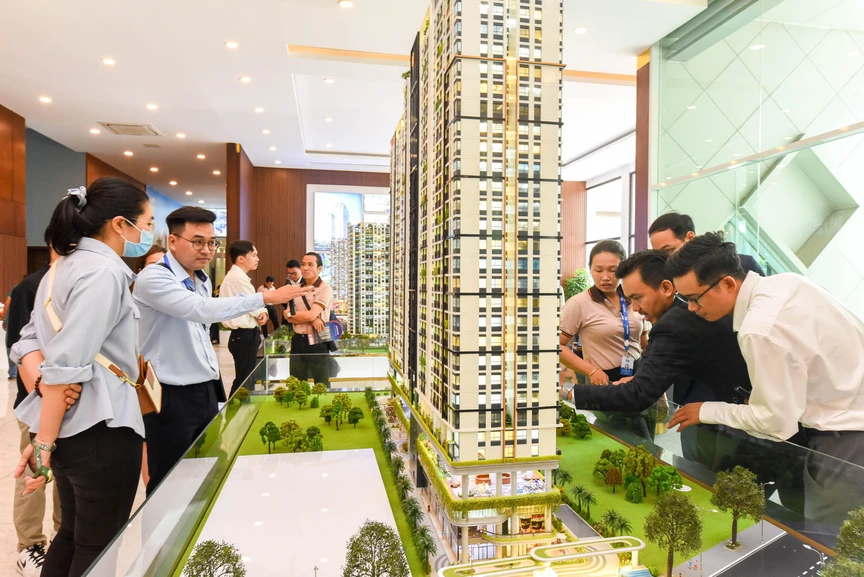 Thêm gói tín dụng cho nhà ở xã hội: Gói mới, nỗi lo cũ- Ảnh 1. Thêm gói tín dụng cho nhà ở xã hội: Gói mới, nỗi lo cũ- Ảnh 1.