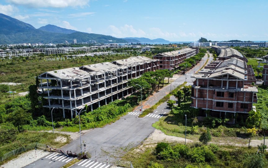 Hiện trạng dự án Golden Hills City của Tập đoàn Trung Nam. Nguồn ảnh: Báo Dân trí Hiện trạng dự án Golden Hills City của Tập đoàn Trung Nam. Nguồn ảnh: Báo Dân trí
