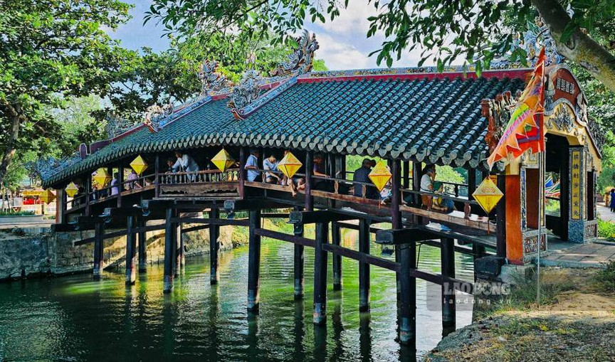 Cầu ngói cổ 250 tuổi sở hữu kiến trúc thượng gia, hạ kiều hiếm có tại Việt Nam- Ảnh 5.